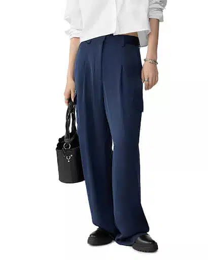 Loose-fitting, lightweight navy business casual pants for summer.